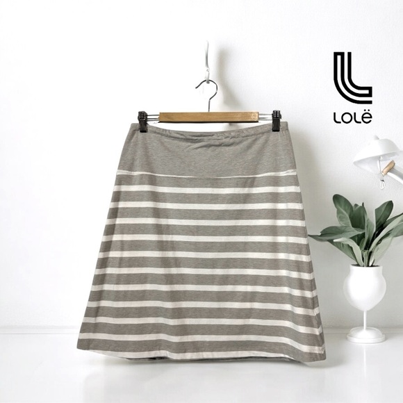 NWOT, Lolë, A-Line Striped Skirt, Medium, Gray & White - Picture 1 of 9